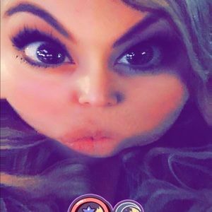 Meet your Posher, Ana